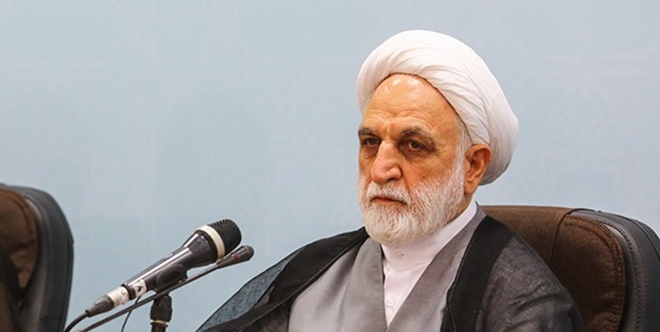 چهار دهه دستگاه قضایی پس از انقلاب/ از فرمان هشت ماده‌ای امام خمینی تا استجازه رهبری