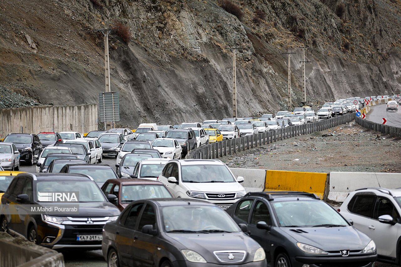 تردد از محور چالوس و آزادراه تهران-شمال یکطرفه شد
