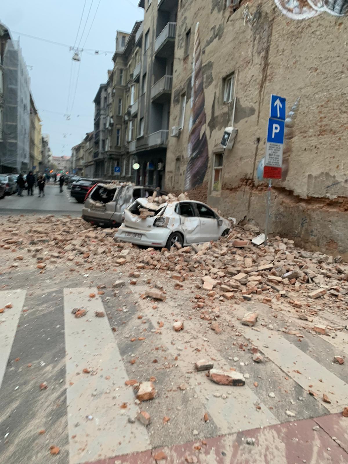 زلزله‌ای شدید پایتخت کرواسی را لرزاند +تصاویر