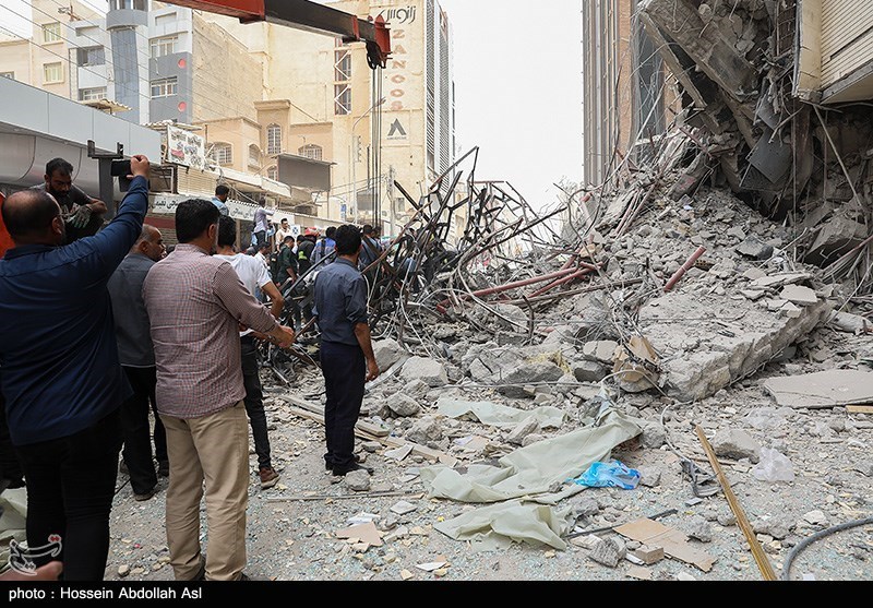 جزییات حادثه ریزش ساختمان متروپل آبادان/ مردم زیر آوار محبوس شدند +عکس و فیلم